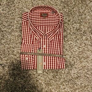 Penningtons Red and White Checkered Men's Button Down Shirt